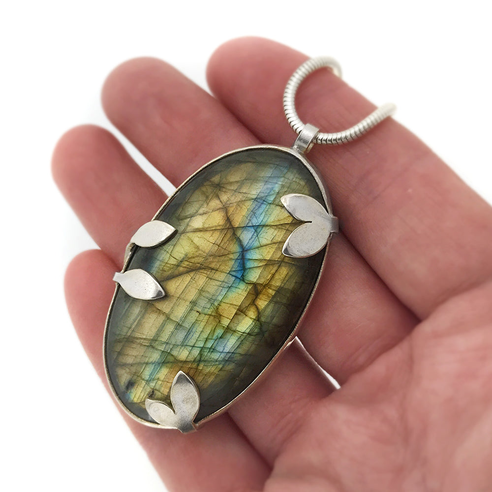 Spring necklace with labradorite - READY TO WEAR