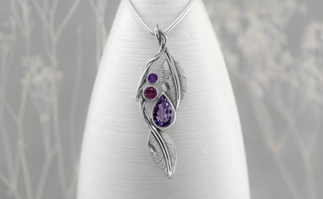 Statement jewellery