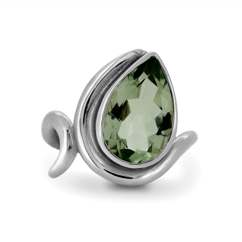 Entwine statement ring in sterling silver and green quartz - ready to wear