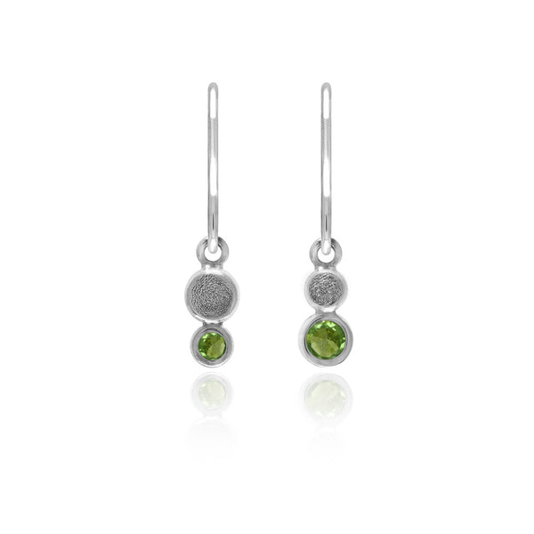 Halo mini drop earrings in textured sterling silver - peridot