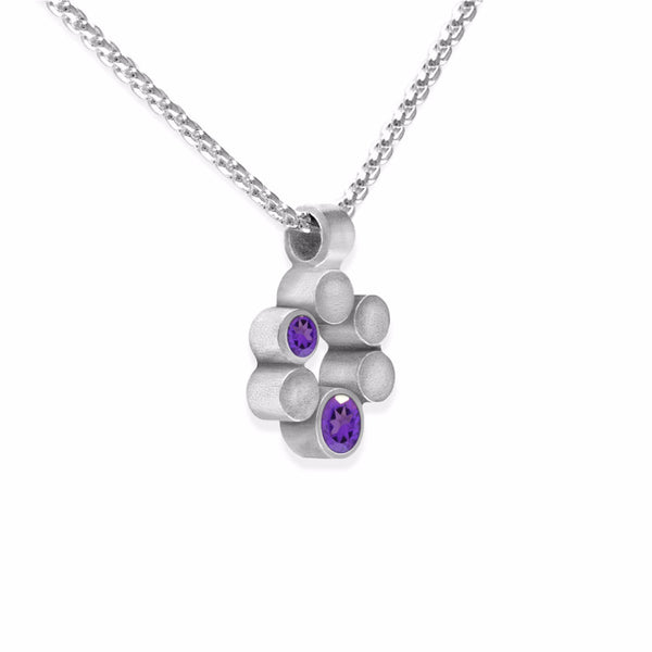 Small halo pendant in sterling silver and gemstone - ready to wear