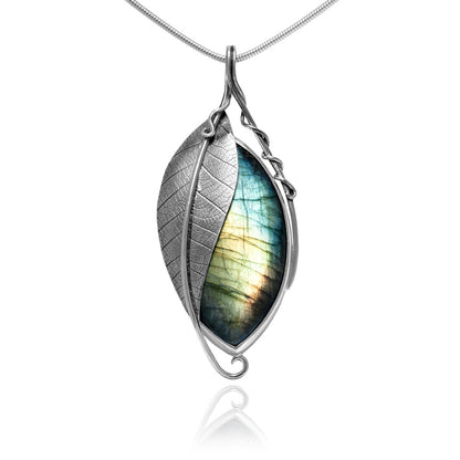 Sweeping leaf pendant with labradorite